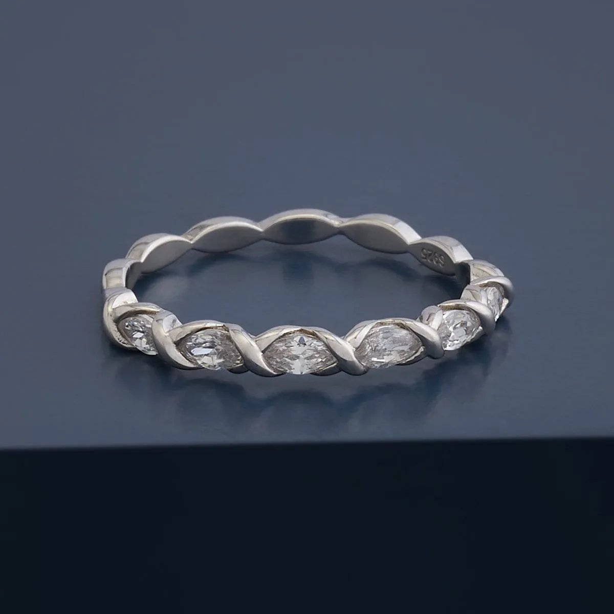 92.5 Silver Finger Ring 164338