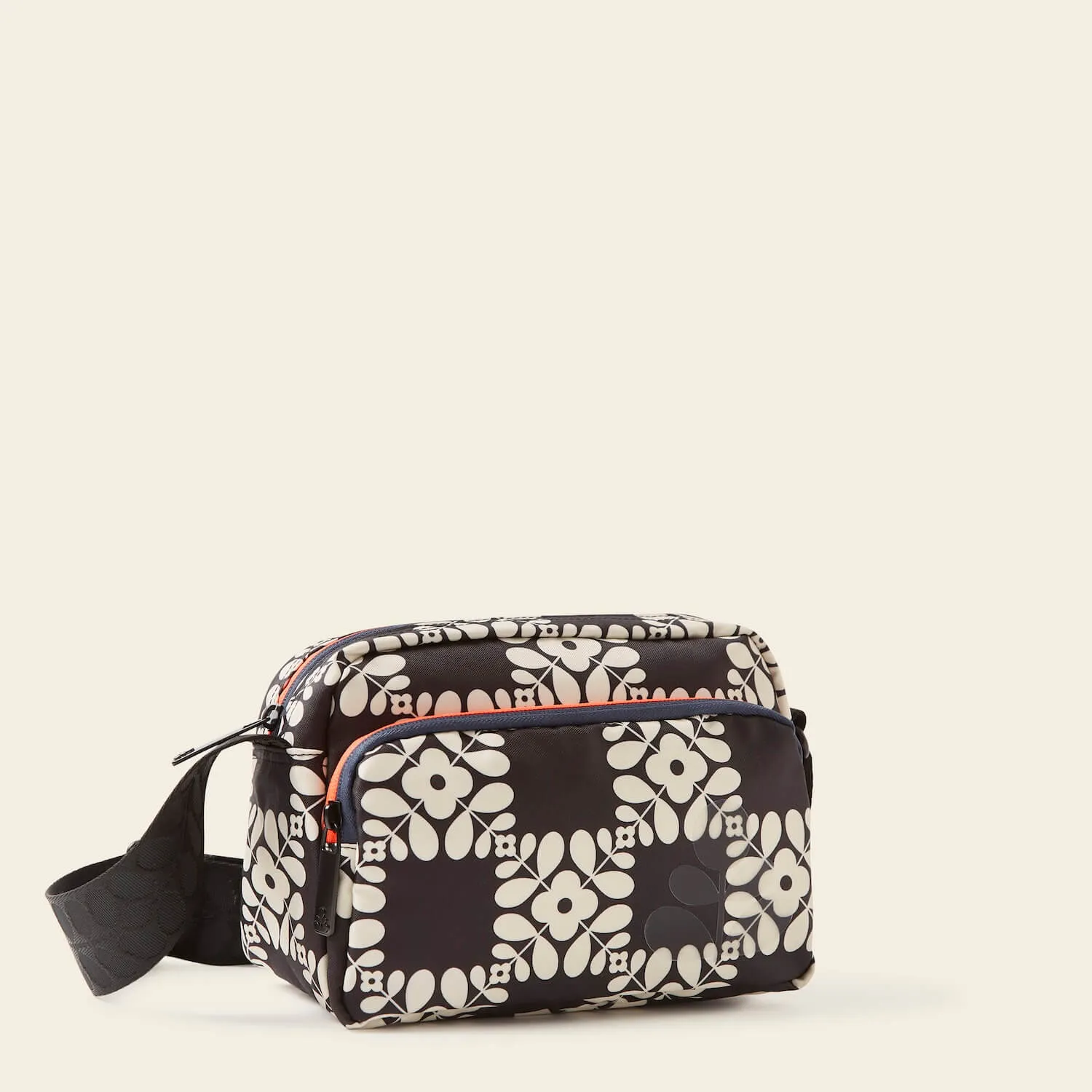 Angle Camera Bag - Lattice Flower Tile Onyx