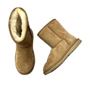 Boots Designer By Ugg In Tan, Size: 4