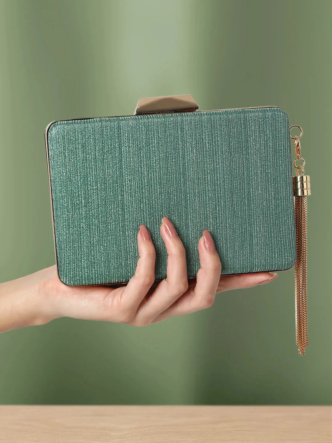 Caprese Goldy Clutch Small Green