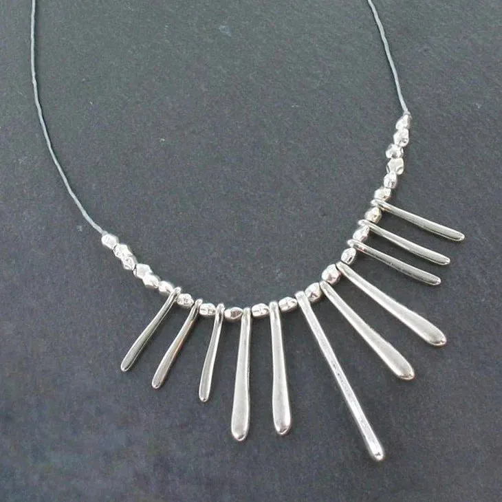 Drop Fan Necklace in Silver