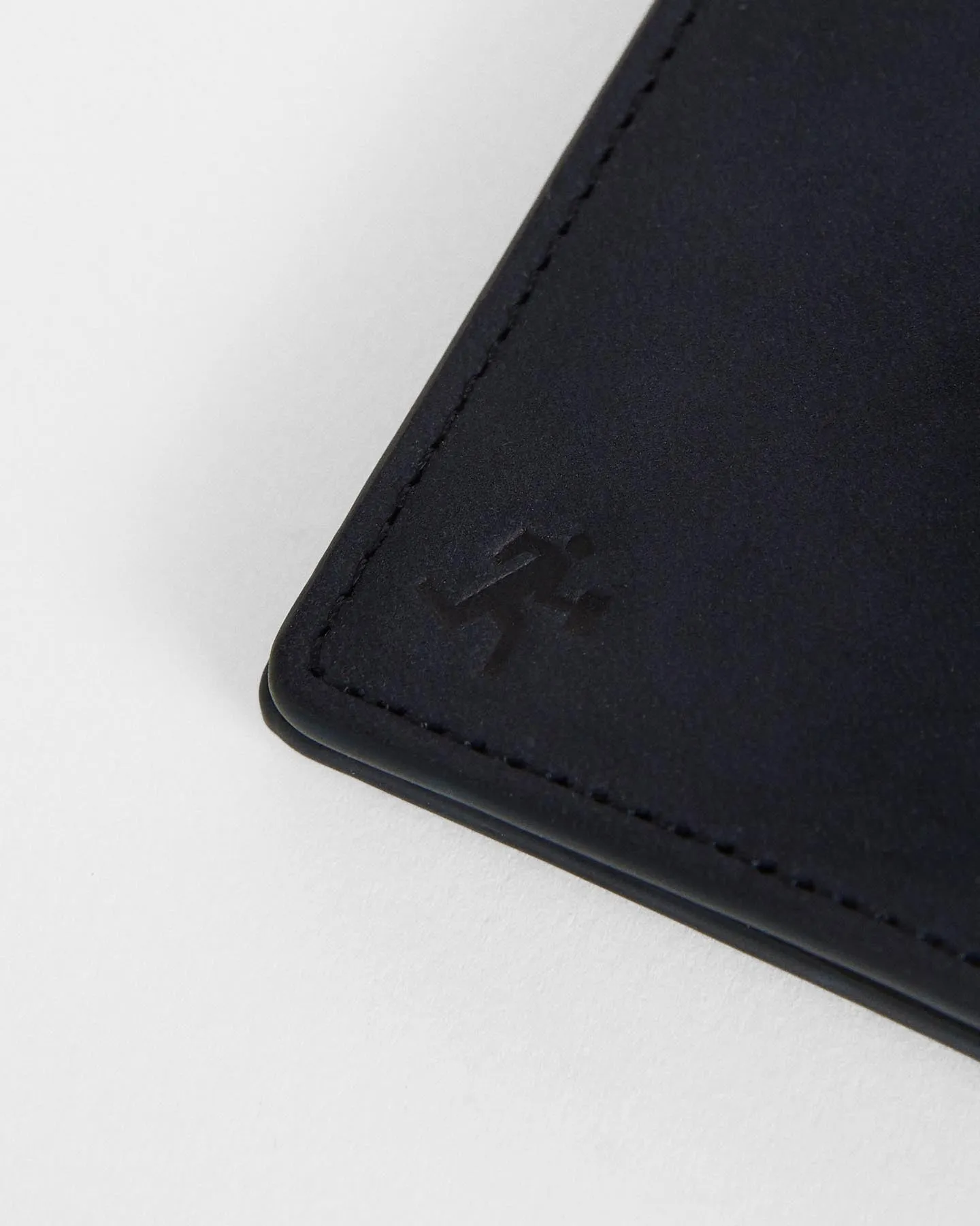 Fleming Slim Vertical Wallet