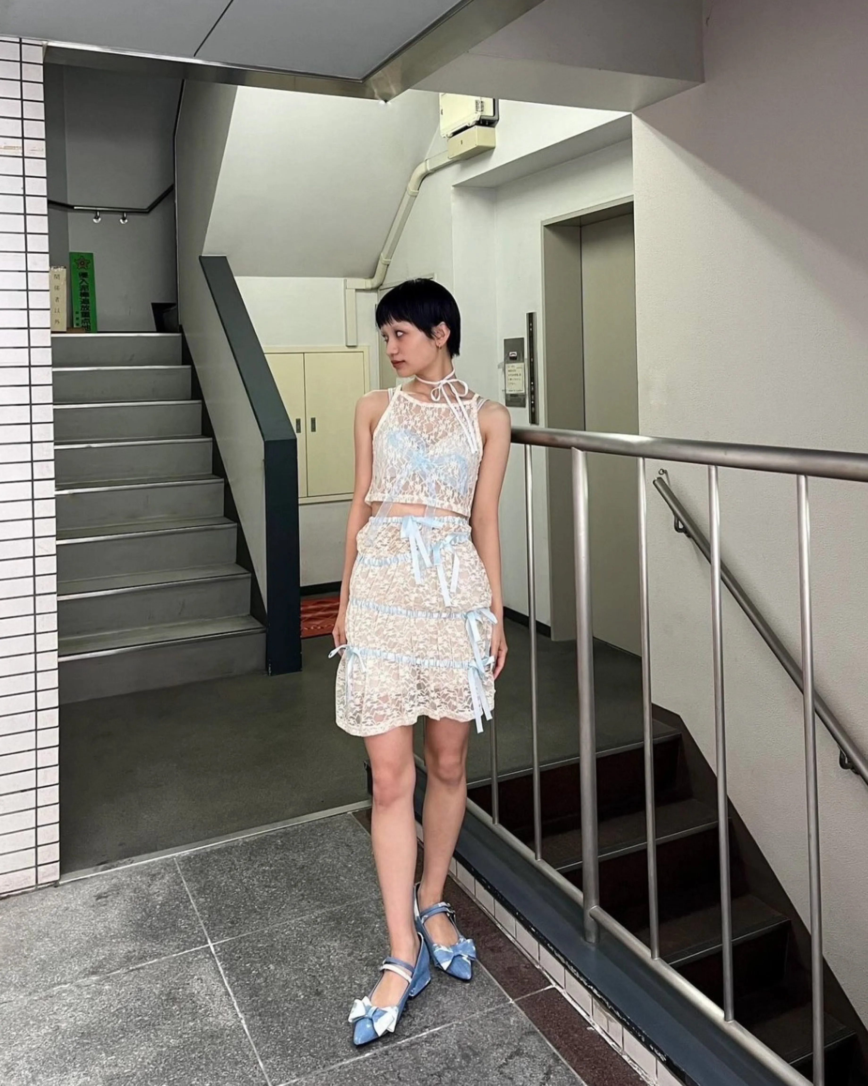 <b>yuhan wang</b><br>ribbon ruched lace skirt / Cream