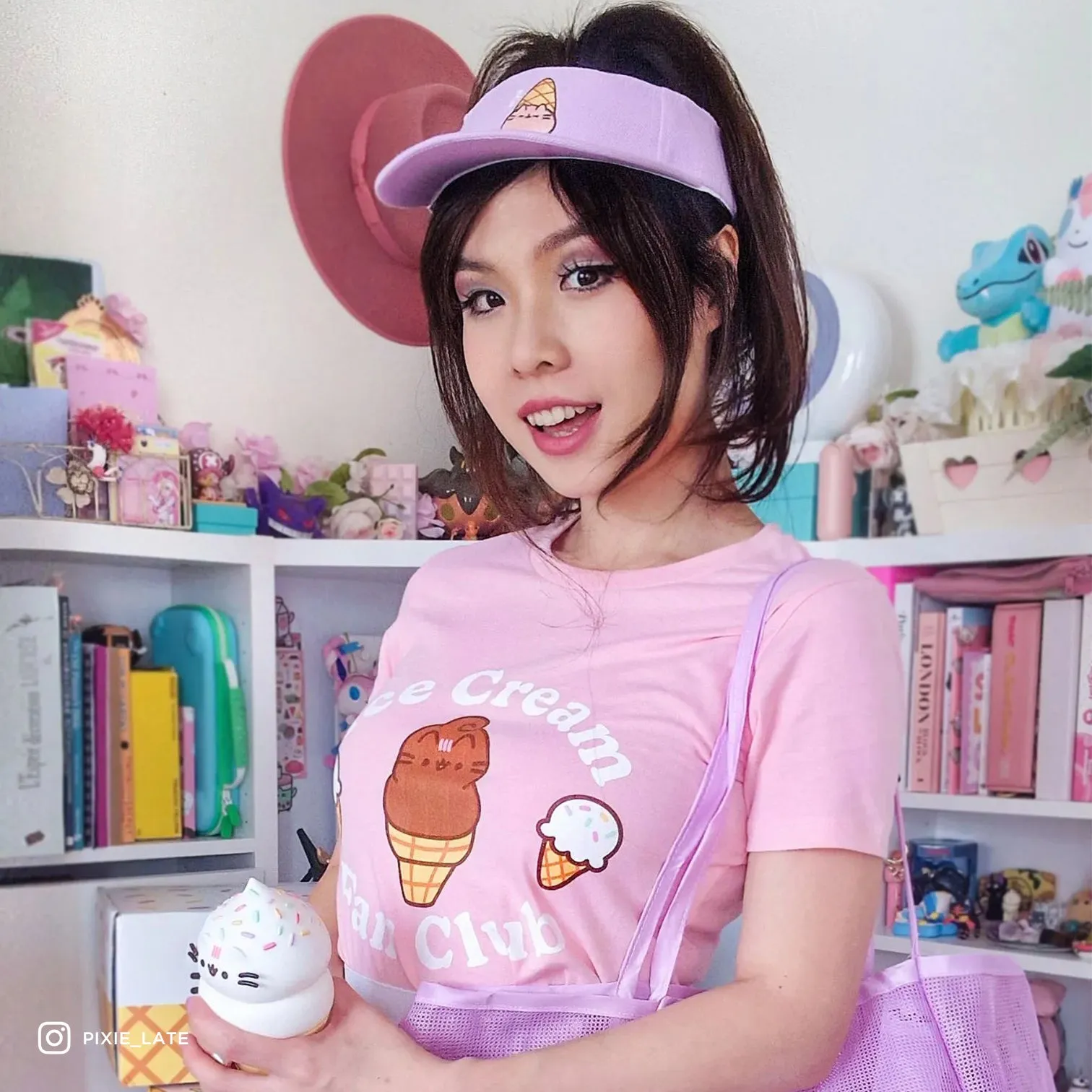 Pusheen - Ice Cream Fan Club Tee