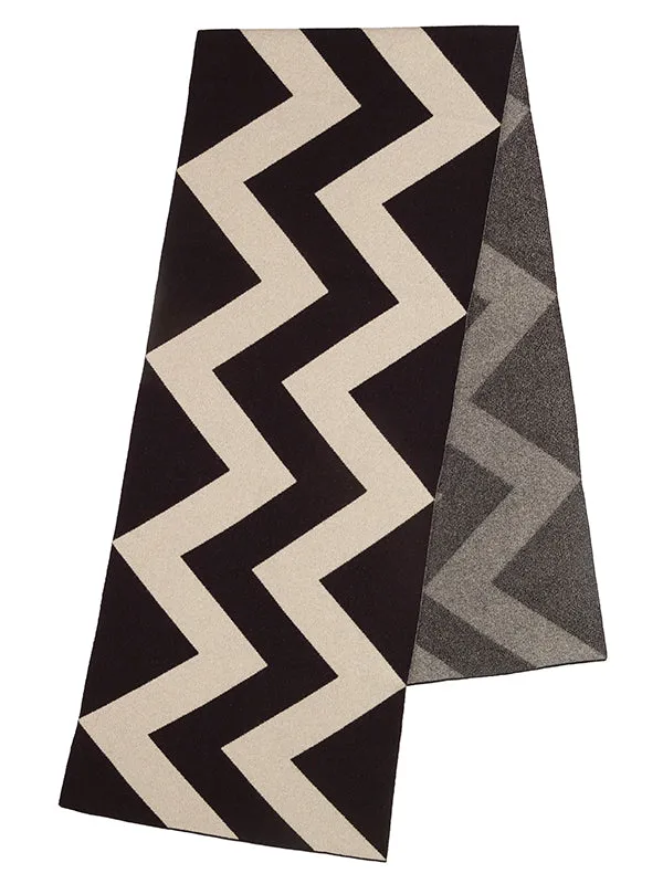 Vertical Zigzag Scarf Pagoda & black